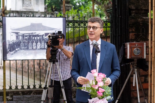 ណែនាំរូបថតដ៏មានតម្លៃនៃការប្រឡងថ្នាក់ខេត្តនៅចុងសតវត្សរ៍ទី ១៩ - រូបថត ៣. Giới thiệu những bức ảnh quý về Khoa thi Hương cuối thế kỷ XIX - Ảnh 3.