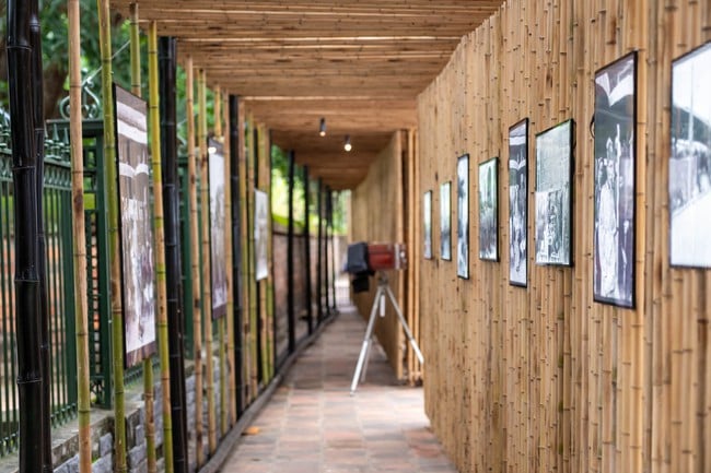 ណែនាំរូបថតដ៏មានតម្លៃនៃការប្រឡងថ្នាក់ខេត្តនៅចុងសតវត្សរ៍ទី ១៩ - រូបថត ៤. Giới thiệu những bức ảnh quý về Khoa thi Hương cuối thế kỷ XIX - Ảnh 4.