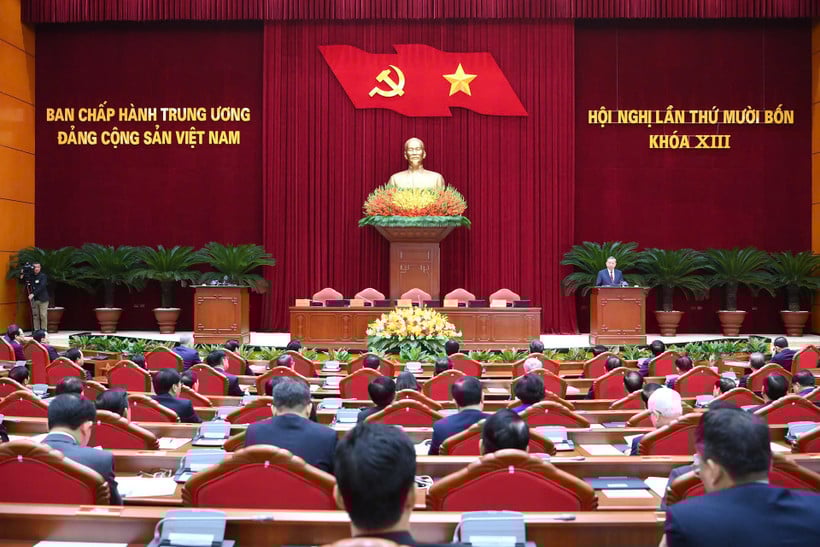 Заключительное заседание XIV конференции Центрального Комитета партии XIII созыва. (Фото: ДАНГ ХОА)