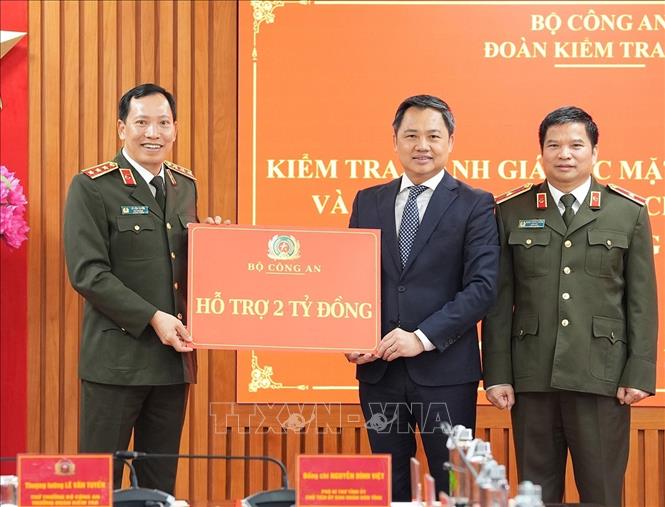 כיתוב לתמונה