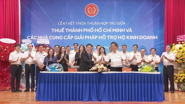 60 ngày cao điểm chuyển đổi mô hình từ thuế khoán sang kê khai đối với hộ kinh doanh - Ảnh 2.