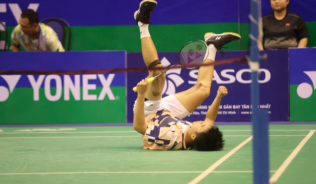 Jucătoarea de tenis Nguyen Hai Dang a făcut incredibilul la turneul de badminton Coreean Masters din 2025 - Fotografia 1. Tay vợt Nguyễn Hải Đăng làm điều khó tin tại giải cầu lông Hàn Quốc Masters 2025- Ảnh 1.
