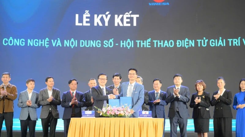 Signeringsceremonin hölls just.