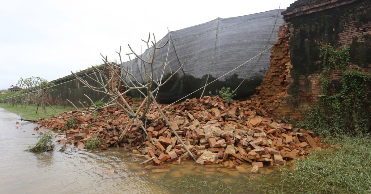 Sập tường trong Hoàng thành Huế: Bộ VH-TT-DL yêu cầu rà soát, ưu tiên khắc phục