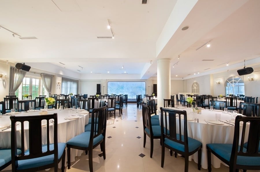 بوفه غذاهای دریایی هانوی