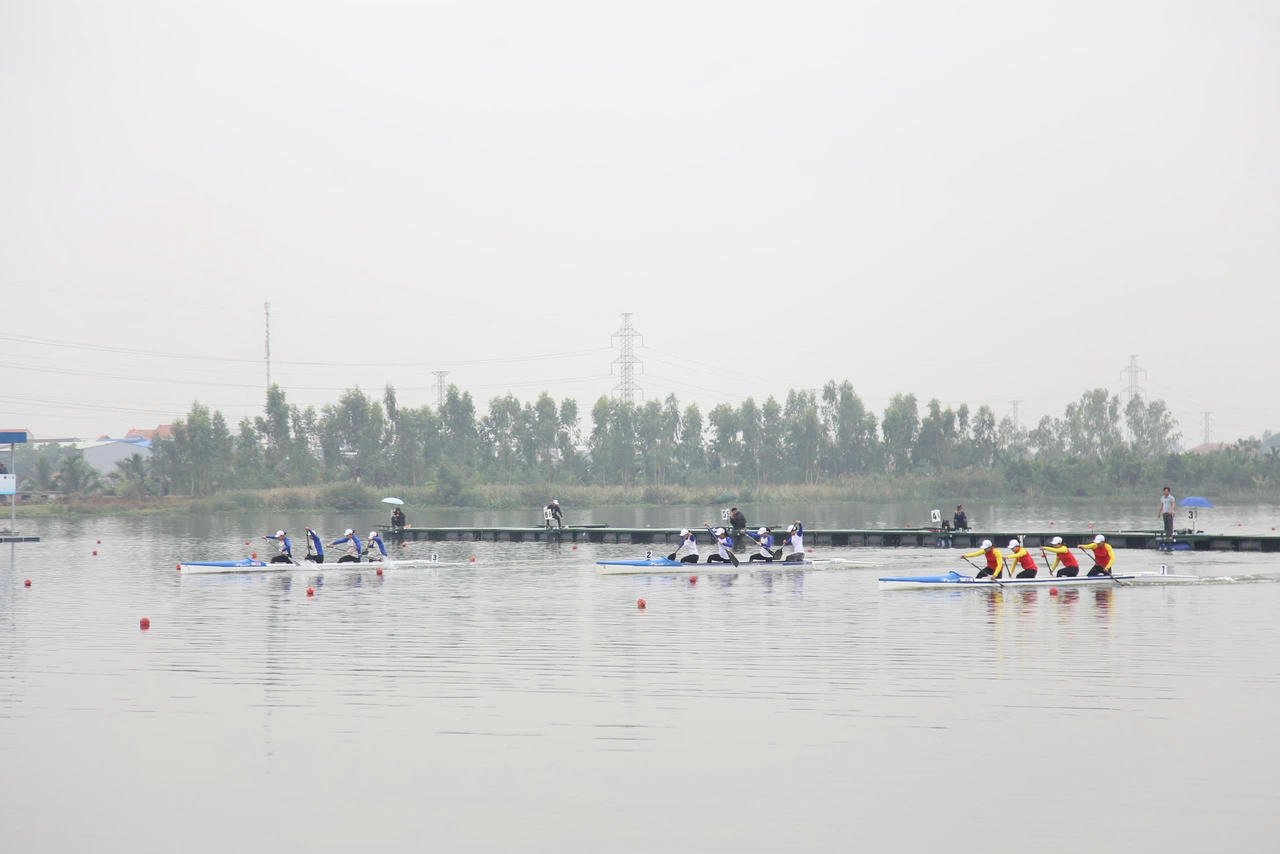 Η ομάδα κωπηλασίας Hai Phong ολοκληρώνει εντυπωσιακά τη σεζόν του 2025