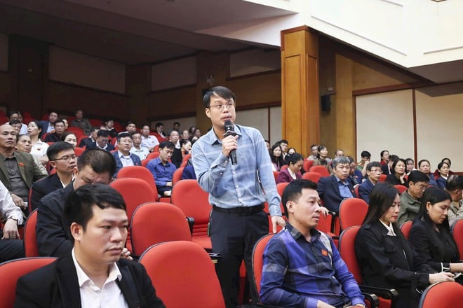 De Volksraad van de gemeente Thuong Tin heeft de werkvoorschriften goedgekeurd om de operationele efficiëntie te verbeteren - Foto 3. HĐND xã Thường Tín thông qua Quy chế làm việc, nâng cao hiệu quả hoạt động- Ảnh 3.