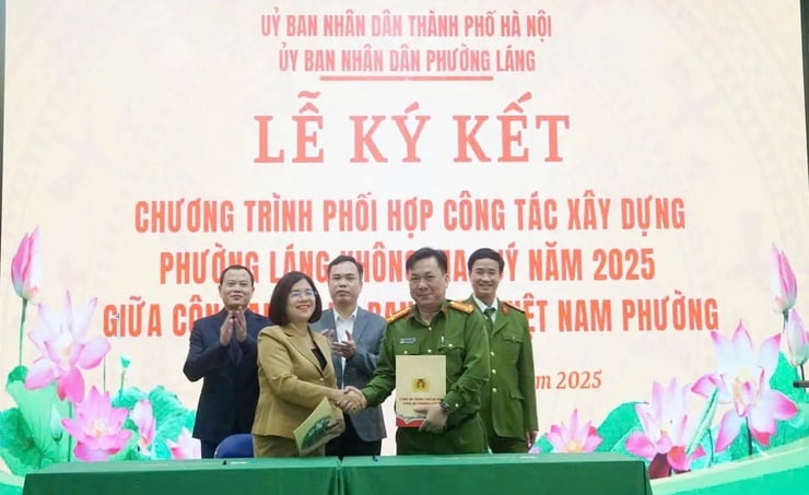 Uyuşturucudan uzak bir Lang koğuşu inşa etme hareketinde tüm halkın gücünü desteklemek - Fotoğraf 3. Phát huy sức mạnh toàn dân trong phong trào xây dựng phường Láng không ma túy- Ảnh 3.