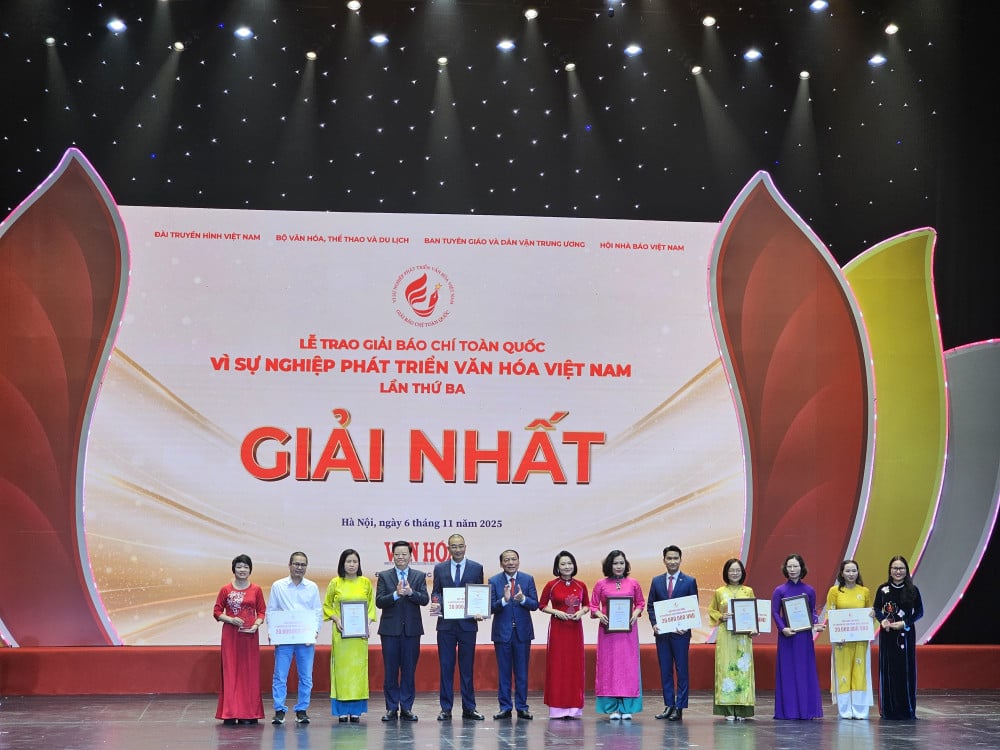 Чествование 95 работ, удостоенных третьей Национальной премии прессы за развитие вьетнамской культуры