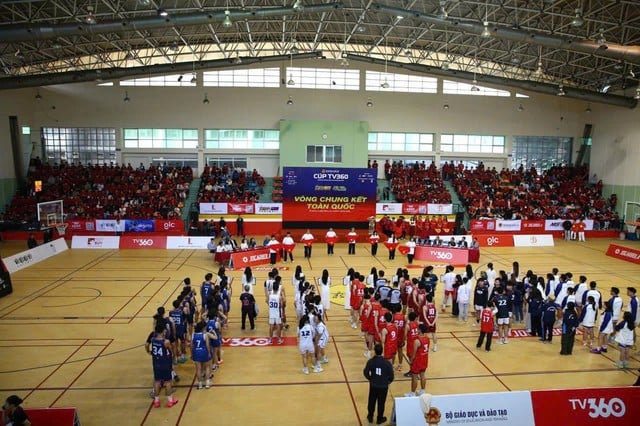 Giải bóng rổ sinh viên toàn quốc 2025 - cúp TV360: Bất ngờ ngày khai màn- Ảnh 1.