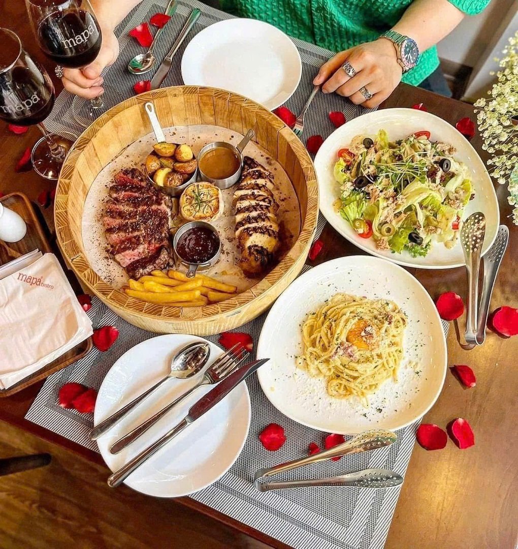 5 najlepszych europejskich restauracji, które przyciągają gości w okolicy Hoan Kiem - 1