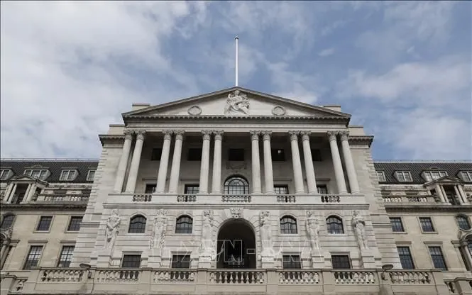 مقر بنك إنجلترا في لندن. الصورة: AFP/TTXVN Trụ sở Ngân hàng Trung ương Anh (BoE) ở London. Ảnh: AFP/TTXVN