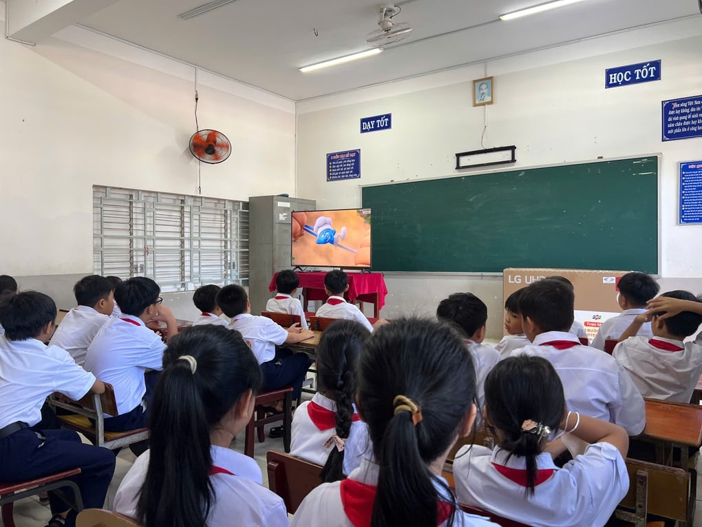 FPTs reise med å koble digital kunnskap til eksterne klasserom - 4