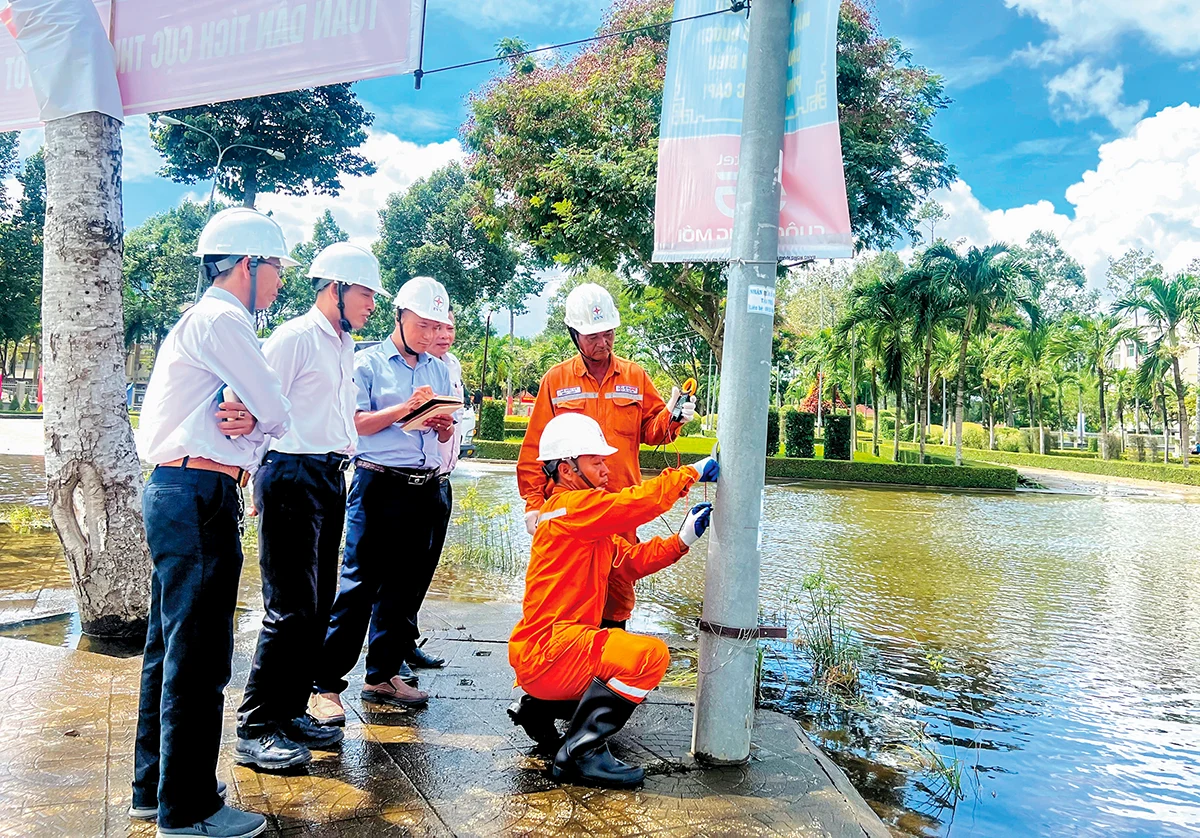 Vidta många åtgärder för att säkerställa elsäkerheten under stormiga och högvattensäsonger