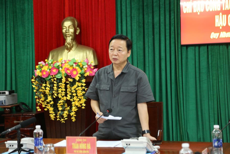 Wicepremier Tran Hong Ha zakończył sesję roboczą. Zdjęcie: H.P. 520e0c218c2600785937.jpg