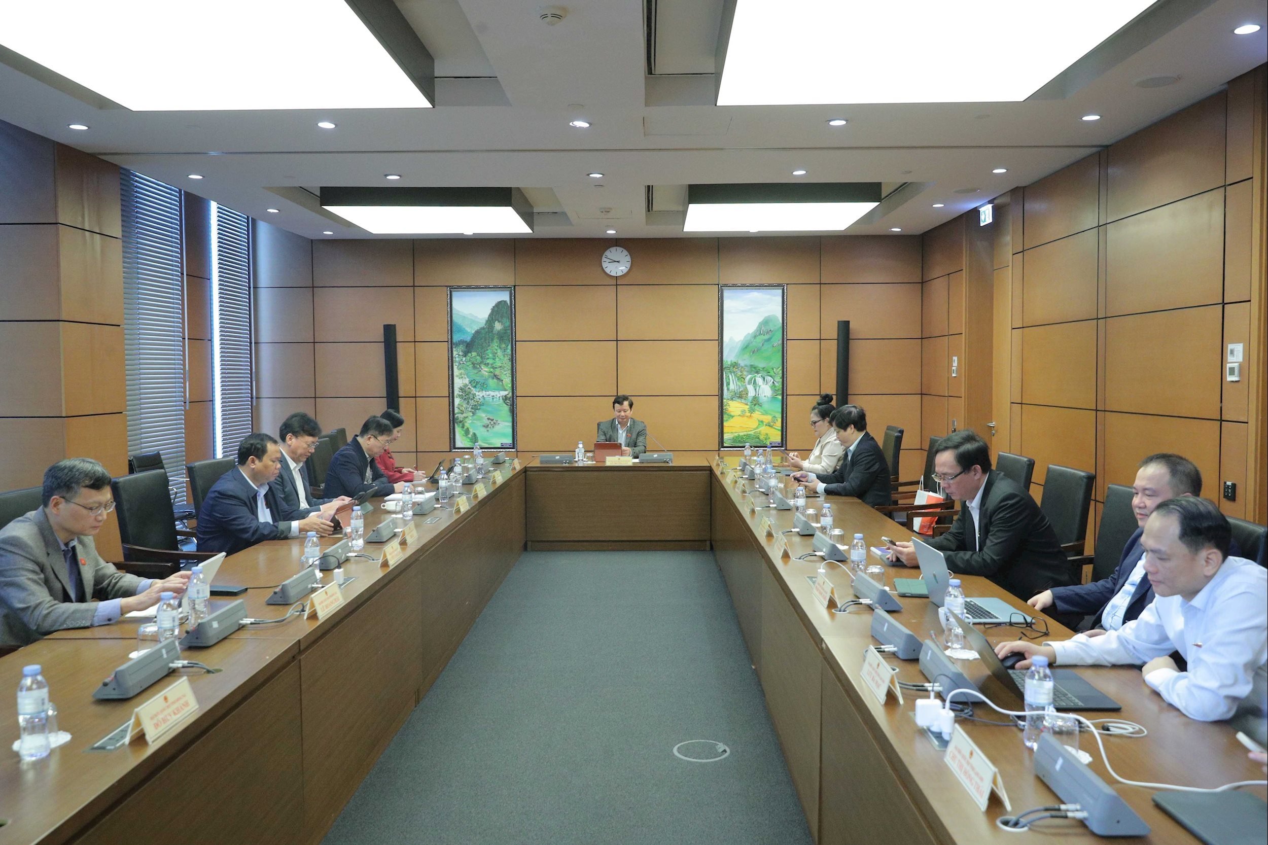 Grupa 6 (Hue, Lang Son, Dong Nai)