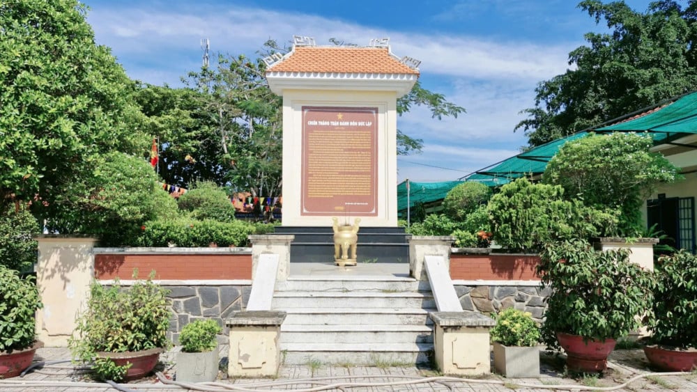 60 ปีแห่งชัยชนะของดยุกลาป: ภูมิใจในประเพณี สร้างอนาคต