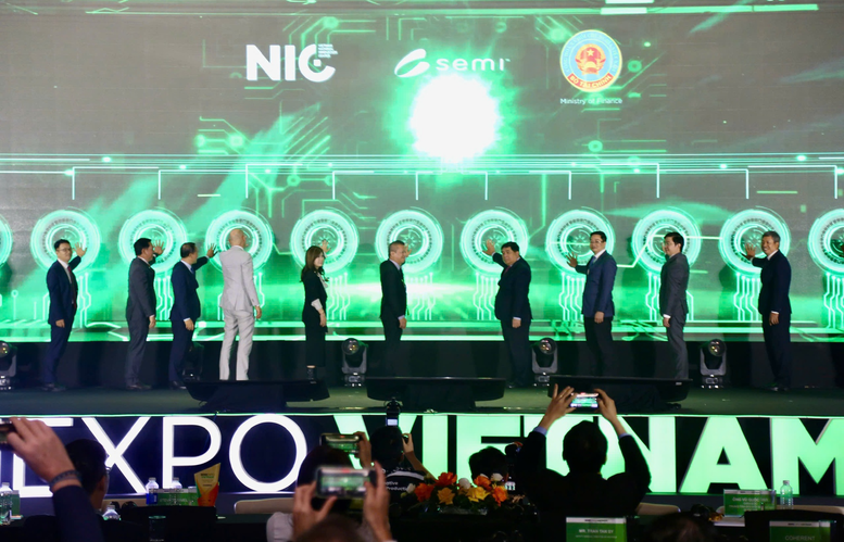 SEMIExpo Vietnam 2025: Symbol på Vietnams samarbeidsånd, kreativitet og ambisjoner om å stige – Bilde 1. SEMIExpo Việt Nam 2025: Biểu tượng cho tinh thần hợp tác, sáng tạo và khát vọng vươn lên của Việt Nam- Ảnh 1.