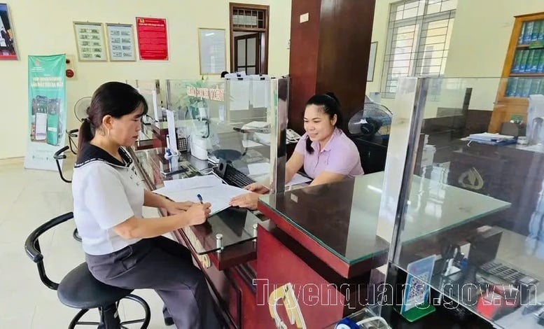 Îmbunătățirea calității creditului pentru politici sociale în Tuyen Quang - Fotografia 2. Nâng cao chất lượng tín dụng chính sách xã hội trên địa bàn Tuyên Quang- Ảnh 2.