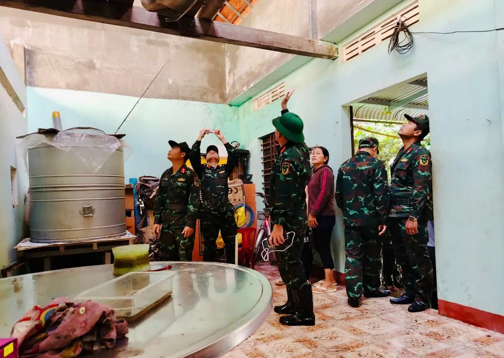 DRAKE OCH PHOENIX (2).jpg