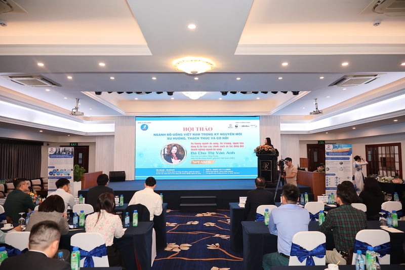 सम्मेलन दृश्य.