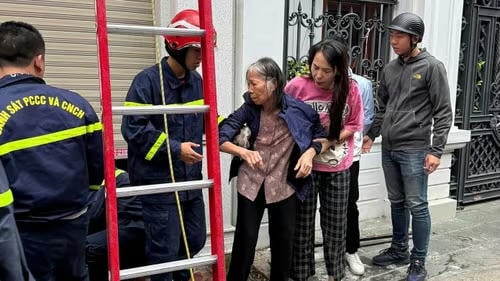 Menjelang pagi 7 November, api pada dasarnya dapat dikawal.