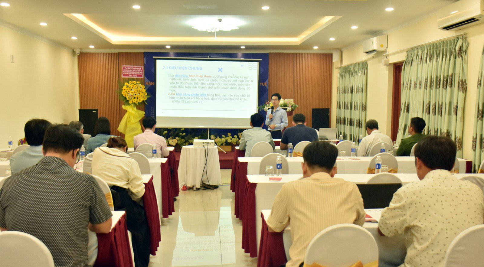 การฝึกอบรมเพื่อพัฒนาขีดความสามารถในการแข่งขันผ่านทรัพย์สินทางปัญญาและมาตรการทางเทคโนโลยีเพื่อป้องกันและปราบปรามสินค้าลอกเลียนแบบ