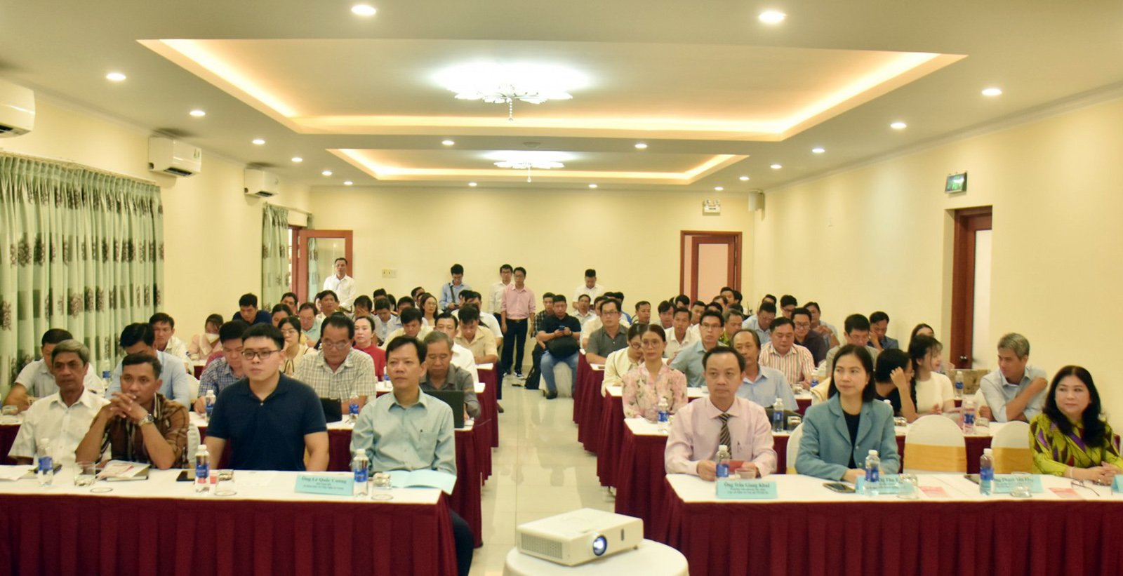 การฝึกอบรมเพื่อพัฒนาขีดความสามารถในการแข่งขันผ่านทรัพย์สินทางปัญญาและมาตรการทางเทคโนโลยีเพื่อป้องกันและปราบปรามสินค้าลอกเลียนแบบ