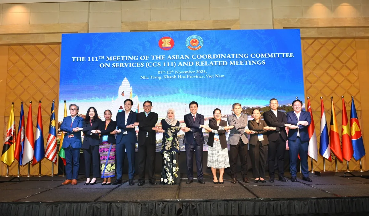 Vietnam se zavazuje podporovat spolupráci a inovace v oblasti integrace služeb v rámci ASEANu - Foto 1. Việt Nam cam kết thúc đẩy hợp tác và đổi mới hội nhập dịch vụ trong ASEAN- Ảnh 1.