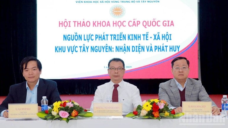 Ketua lokakarya. ndo_br_10.jpg