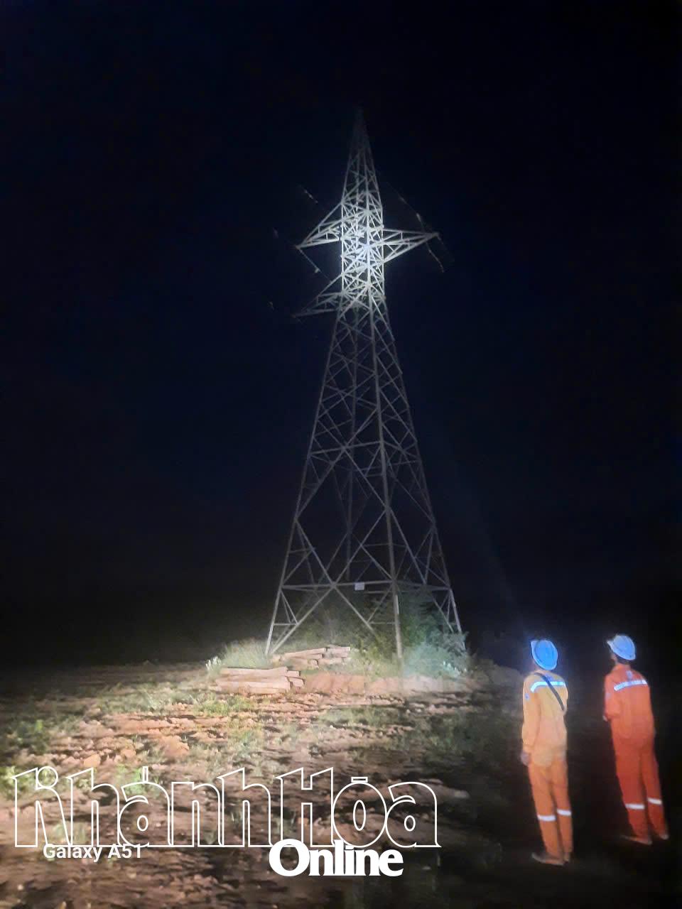 Testarea echipamentelor la stația de transformare de 110 kV.