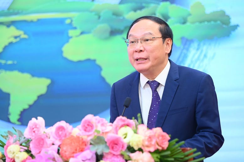 Yeşil enerji ve temiz şehirlerin geliştirilmesinin 'anahtarı' - Fotoğraf 2. 'Chìa khóa' để phát triển năng lượng xanh, thành phố sạch- Ảnh 2.