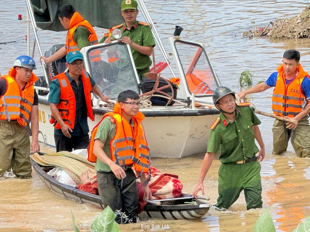 Les autorités sont toujours prêtes à apporter leur aide à la population en cas d'urgence.
