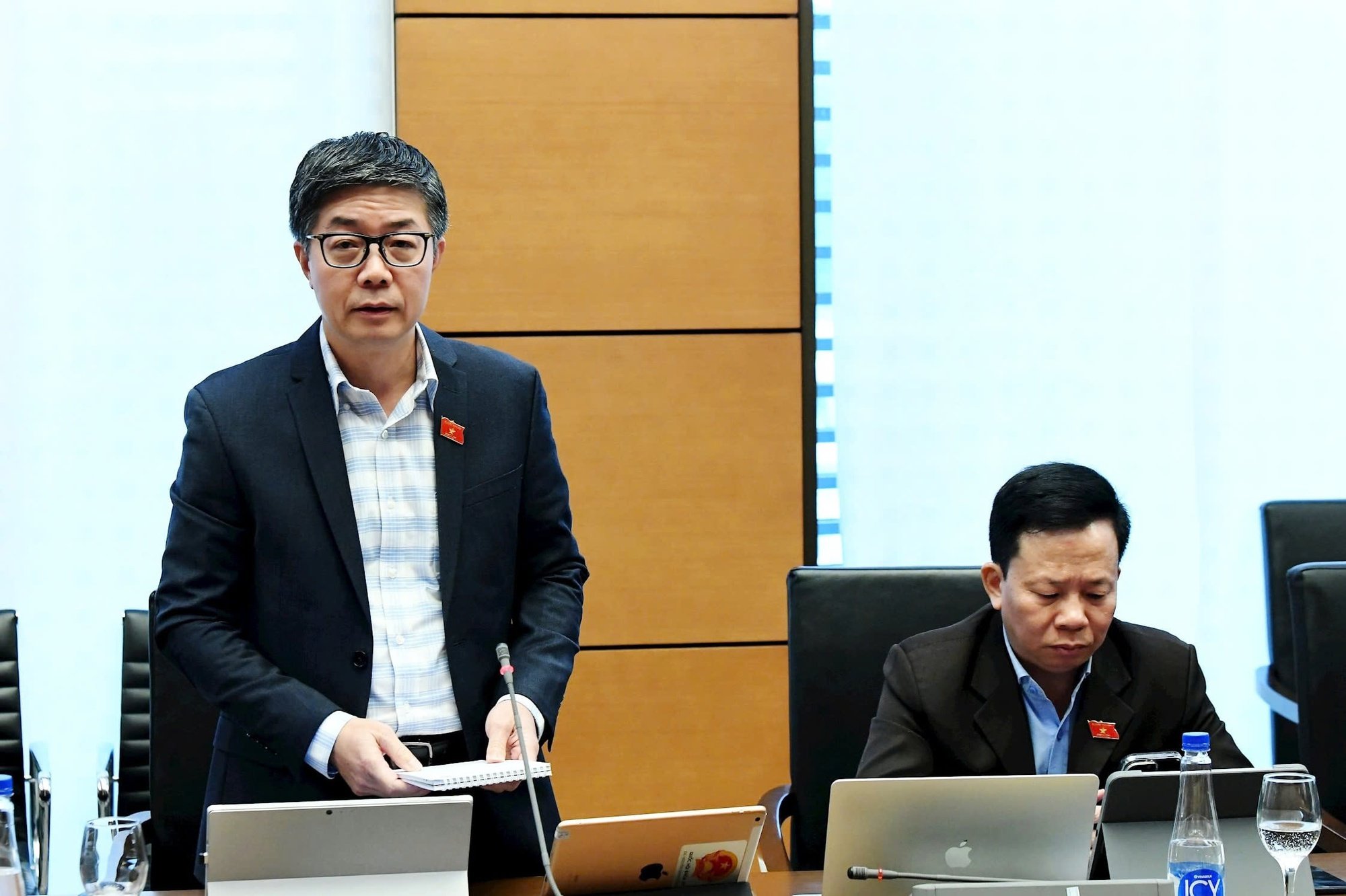 Luật Chuyển đổi số có ý nghĩa đặc biệt quan trọng trong việc hoàn thiện thể chế, thúc đẩy phát triển kinh tế số, xã hội số và chính quyền số - Ảnh 2.