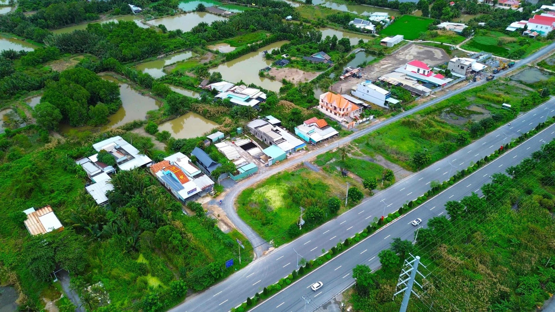 高速鉄道プロジェクトは2028年に完成し、運行開始される予定だ。