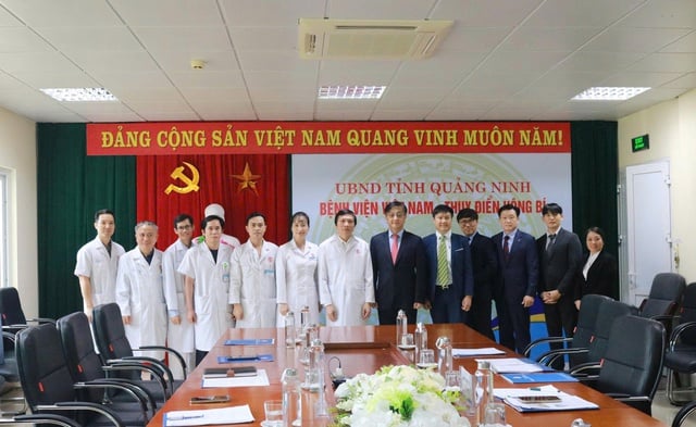 Bệnh viện Việt Nam - Thụy Điển Uông Bí hợp tác chuyên môn, đào tạo với bệnh viện Đại học AJOU (Hàn Quốc) - Ảnh 1.