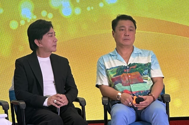 Que Tran erinnert sich an die Verleihung des Mai Vang-Preises zusammen mit dem Volkskünstler Thanh Tong im Alter von 18 Jahren - Foto 3. Quế Trân nhớ kỷ niệm năm 18 tuổi cùng nhận giải Mai Vàng với NSND Thanh Tòng- Ảnh 3.