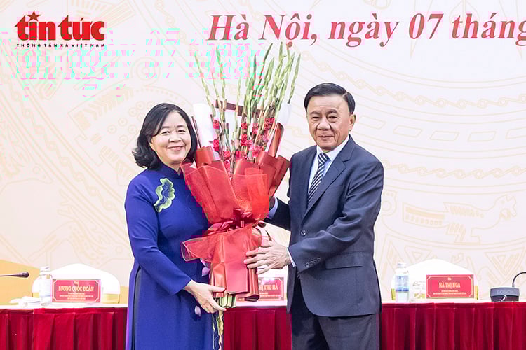 ចំណងជើងរូបថត