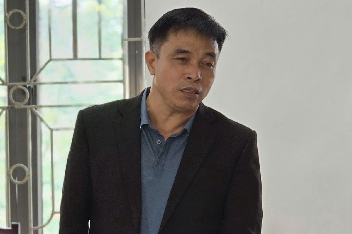 Đại diện Công ty kiến nghị Bộ tháo gỡ các vướng mắc trong quá trình sản xuất kinh doanh của đơn vị. Ảnh: Hoàng Nghĩa.