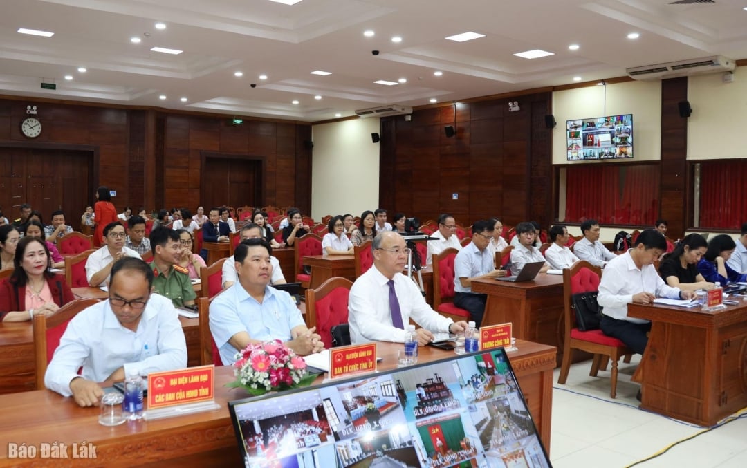 সম্মেলনে অংশগ্রহণকারী প্রতিনিধিরা।