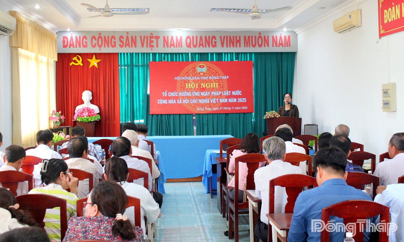 Dong Thap tartomány Gazdaszövetsége válaszol a vietnami törvények napjára.jpg