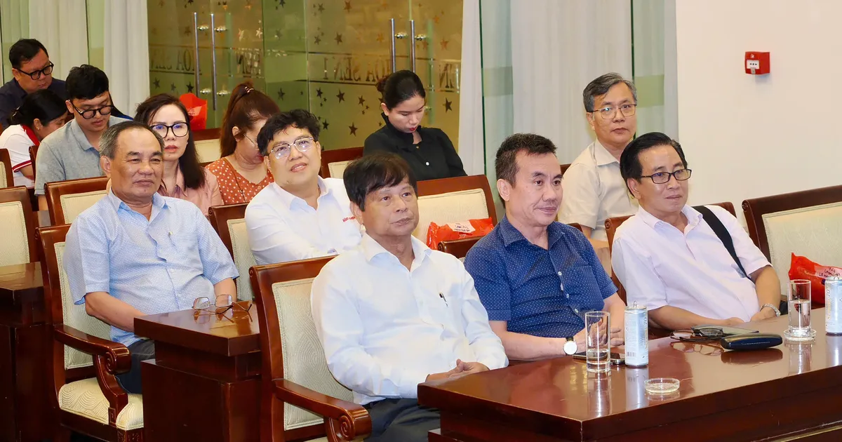 Hành trình “Hướng về cội nguồn Cách mạng” của cán bộ tuyên giáo – dân vận và báo chí TPHCM