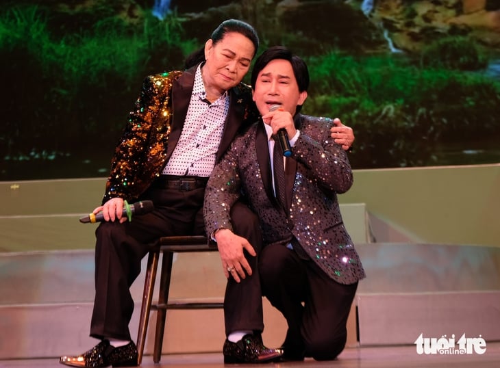 কিম তু লং এবং প্রাচীন গান ভো ডং সো-এর স্মৃতি - ছবি ২। Kim Tử Long - Ảnh 2.