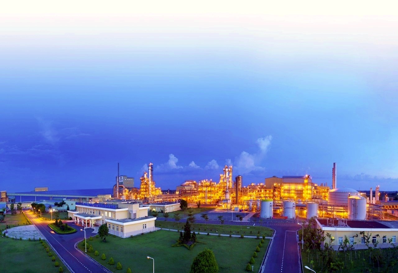 Nhà máy Đạm Cà Mau. Ảnh: Petrovietnam. 