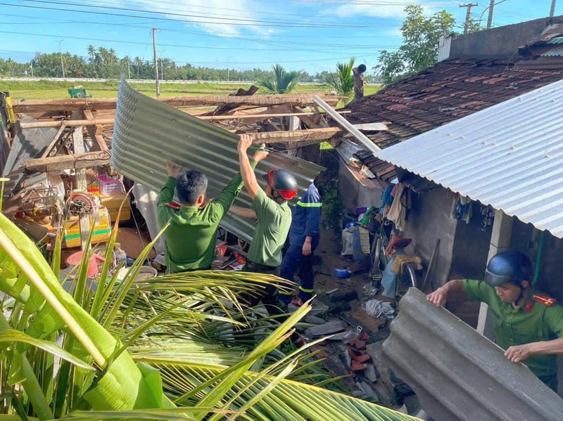 เมื่อเช้าวันที่ 7 พฤศจิกายน ตำรวจตำบลหว่ายโญนยังได้ระดมกำลังเพื่อสนับสนุนประชาชนในการเอาชนะผลที่ตามมาจากพายุคัลแมกี