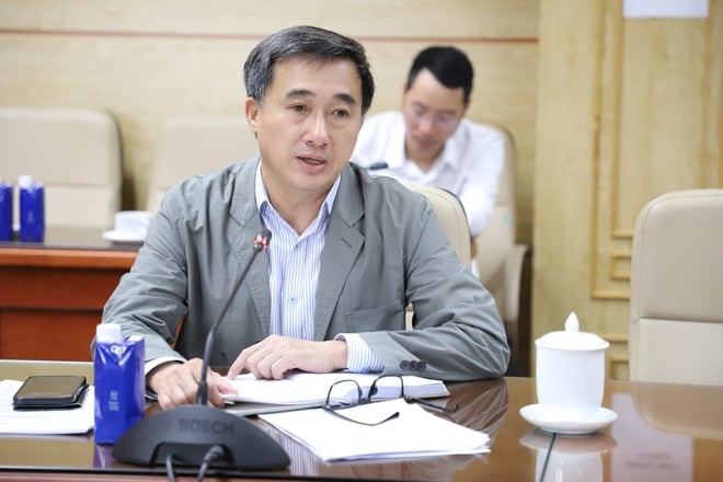 השר דאו הונג לאן: התמקדות בהאצת התקדמות המתקן השני של בית החולים באך מאי ובית החולים הידידותי וייט דוק - תמונה 4. Bộ trưởng Đào Hồng Lan: Tập trung tối đa, đẩy nhanh tiến độ cơ sở 2 Bệnh viện Bạch Mai, Hữu nghị Việt Đức- Ảnh 4.