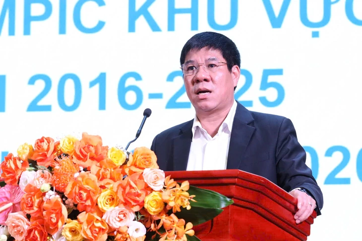 Bộ GD-ĐT: Đa số học sinh đoạt giải Olympic đi du học rồi ở lại nước ngoài - Ảnh 1.