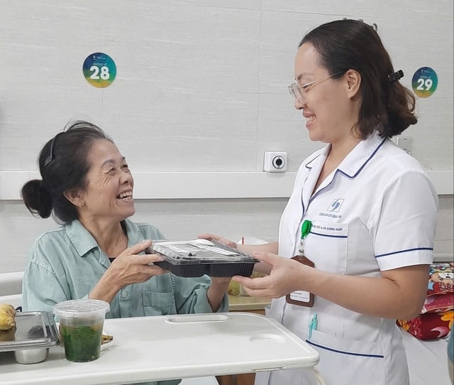 Utvikling av faglige retningslinjer for mer enn 20 grupper av syndromer og sykdommer spesifikke for eldre - Foto 5. Xây dựng hướng dẫn chuyên môn cho hơn 20 nhóm hội chứng và bệnh lý đặc trưng ở người cao tuổi- Ảnh 5.