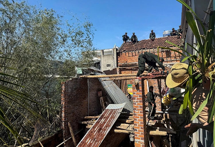 Légende de la photo