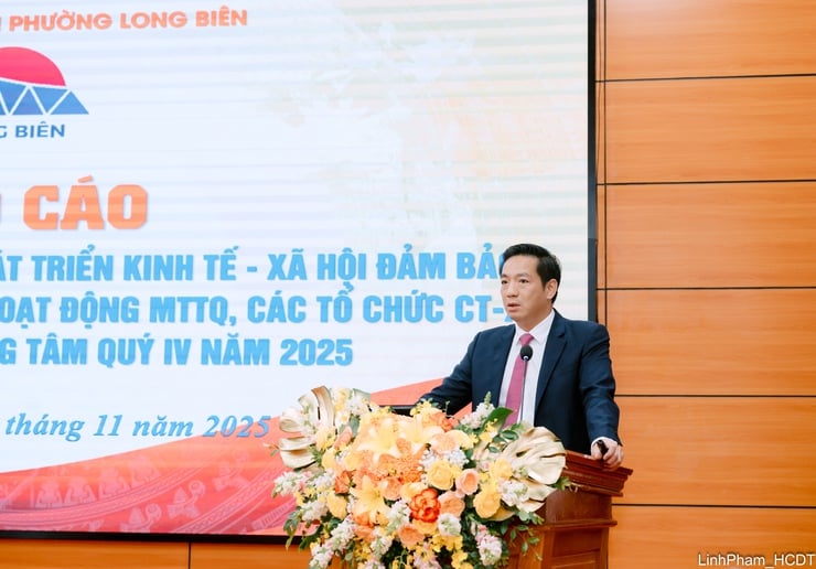 Lãnh đạo phường Long Biên đối thoại với người dân- Ảnh 2.